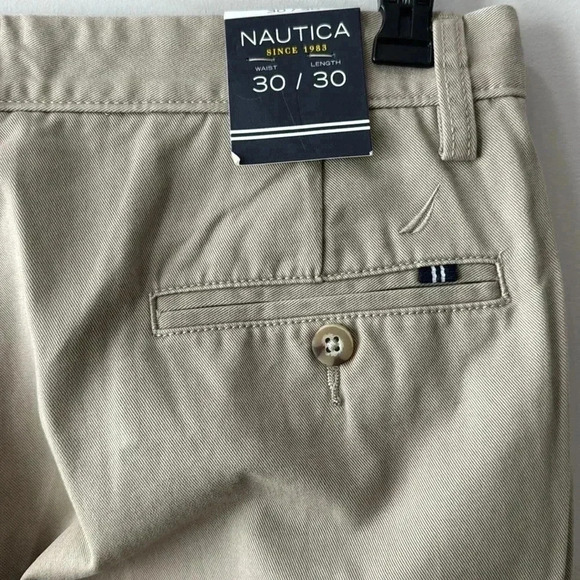 Nautica Men's Classic Fit Twill Men's Trousers Size 30x30 - Picture 13 of 16